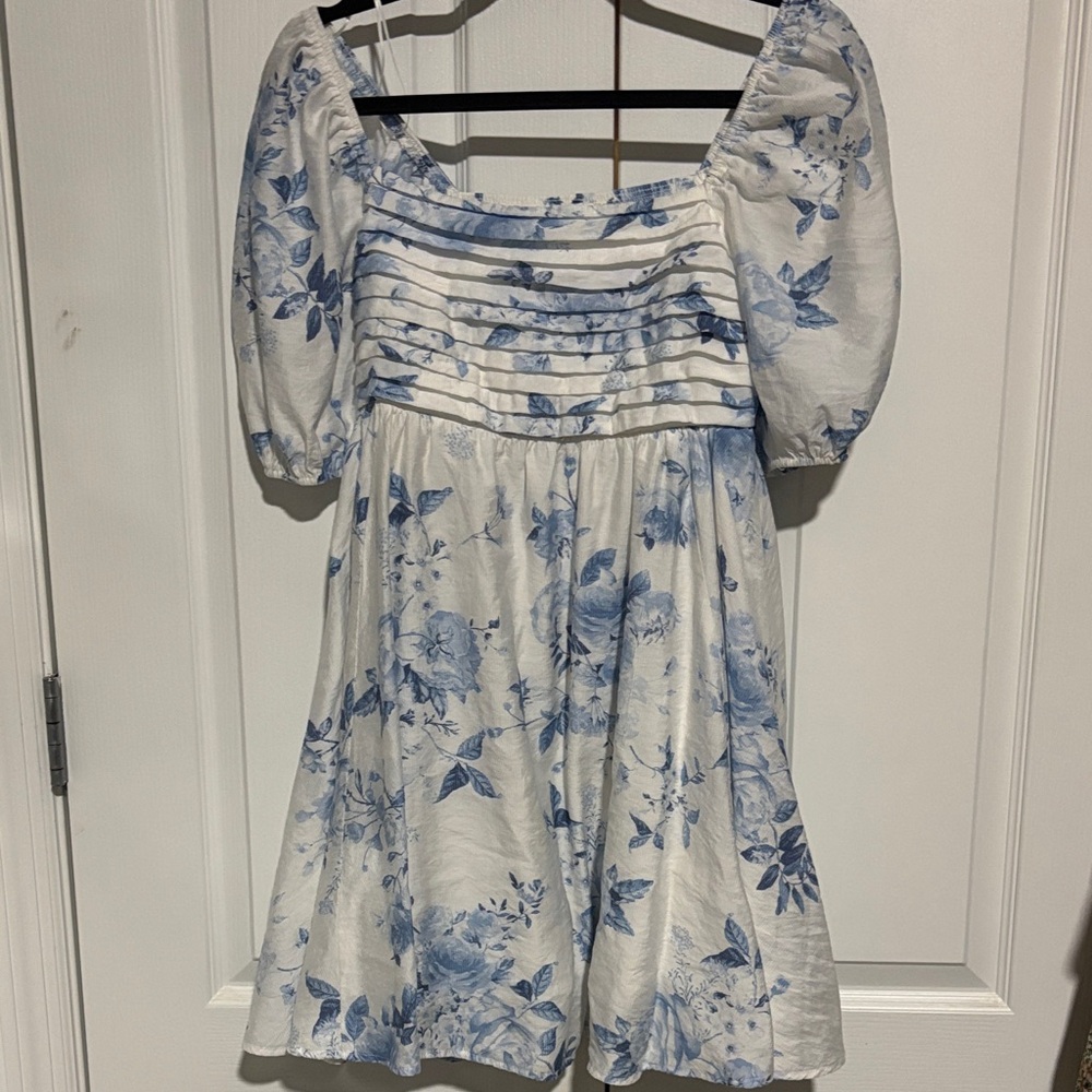 Blu Pepper White and Blue Floral Dress